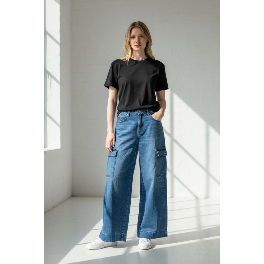 American Eagle Outfitters Blue Flare & Wide Leg Jeans - Picture 4 of 7